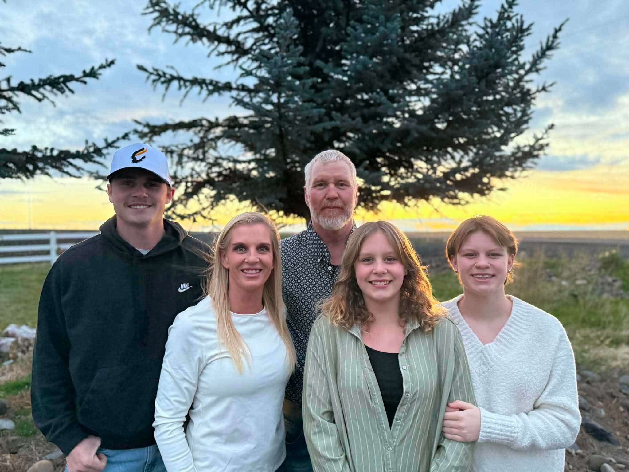 family Free estimates 24/7 emergency service Over 25 years of experience Fair, reasonable pricing Licensed, bonded, and insured Fast service Family owned and operated